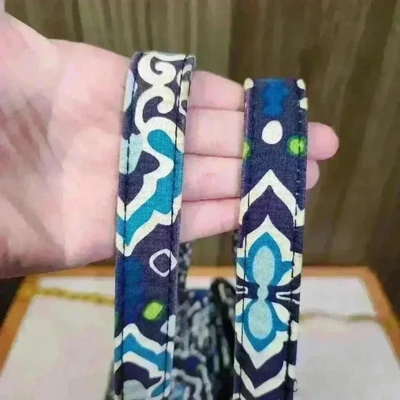 Vera Bradley Handbag - Picture 6 of 10